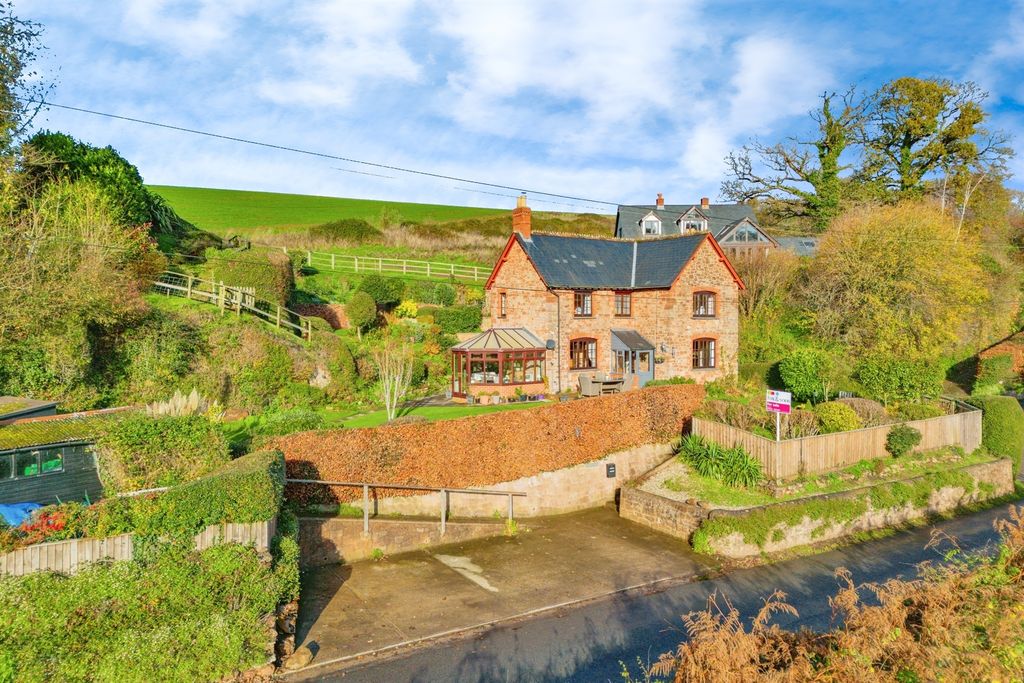 Property photo 1 of 27