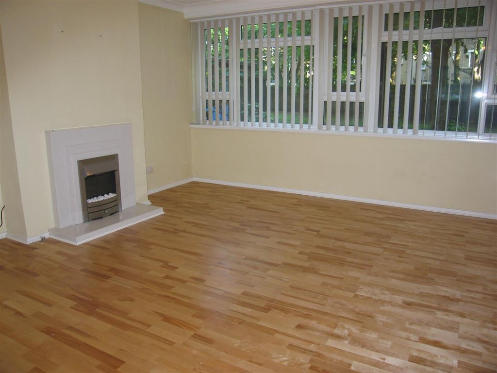 Property photo 2 of 5 Living Room.Jpg
