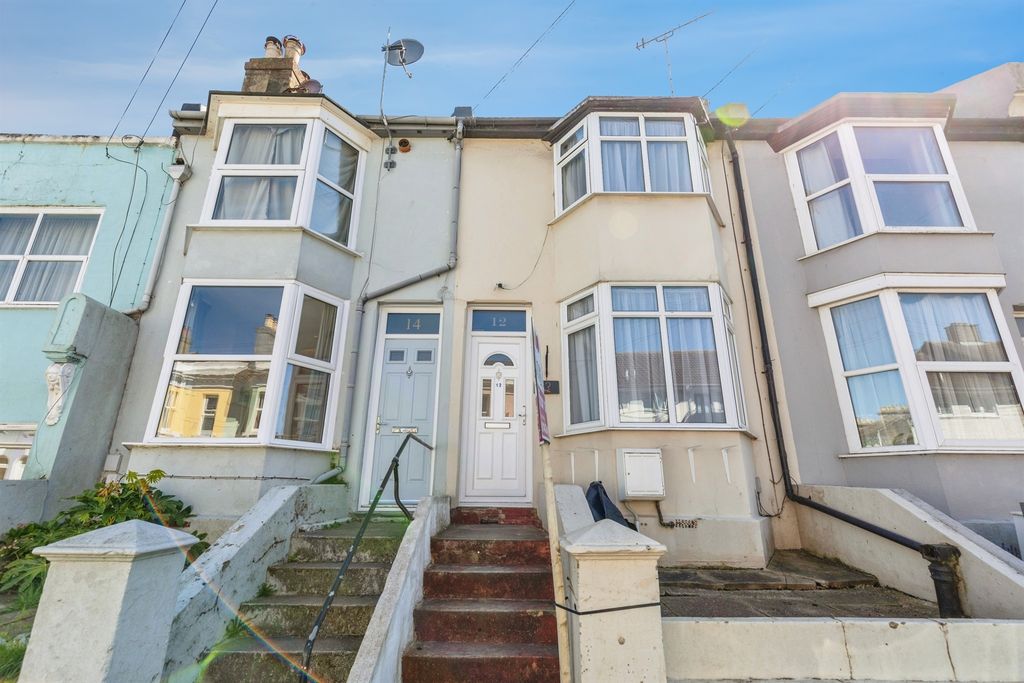 Property photo 1 of 15