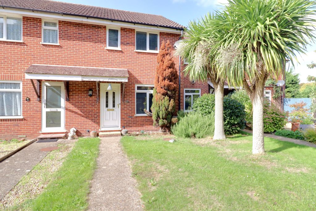 Property photo 1 of 11 Front