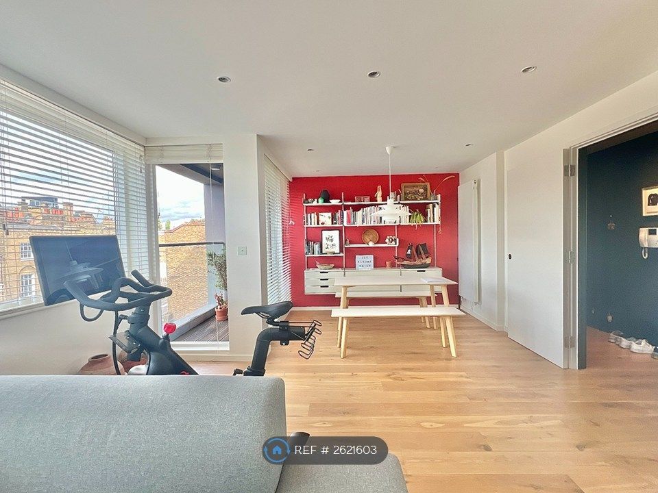 Property photo 3 of 11