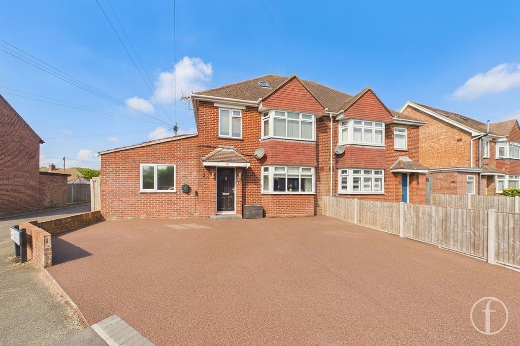 Property photo 1 of 19 House Front