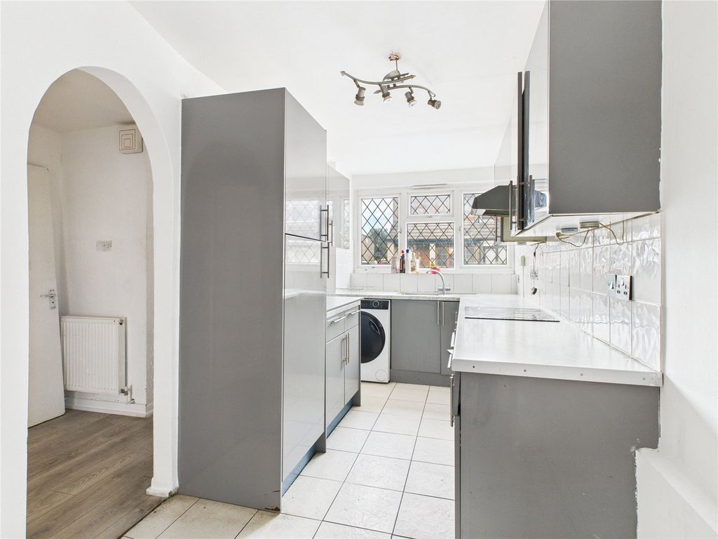 Property photo 1 of 8 Picture No. 11