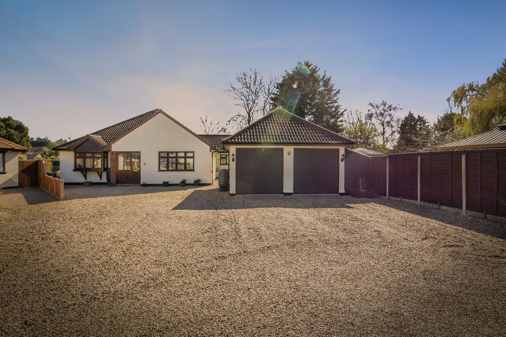 Property photo 1 of 22