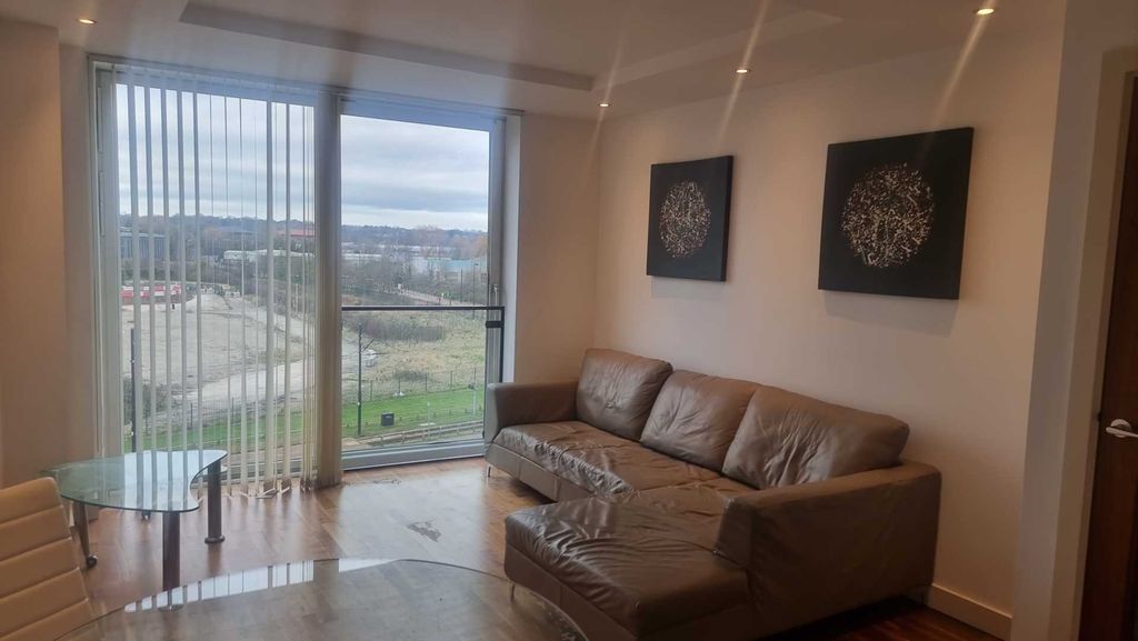 Property photo 2 of 6