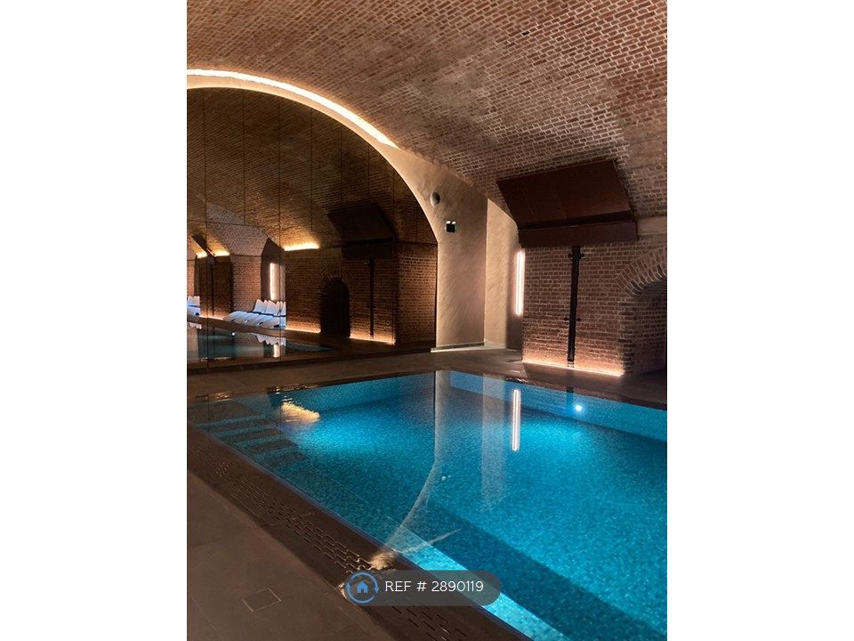 Property photo 3 of 35 Swimming Pool
