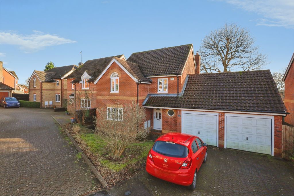 Additional image 20 of 4 bed detached house for saleMagnolia Close, Heathfield, East Sussex TN21