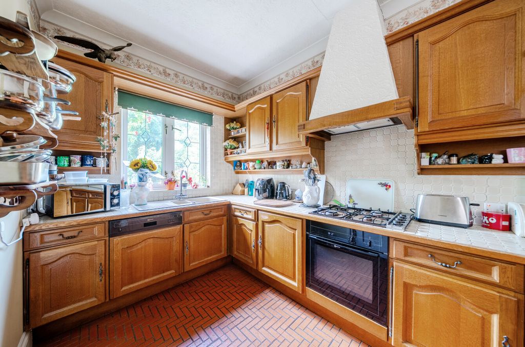 Property photo 3 of 16 1497840-2-6A708cd...