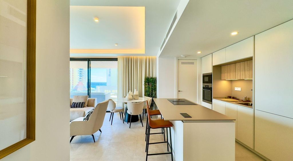 Property photo 2 of 63