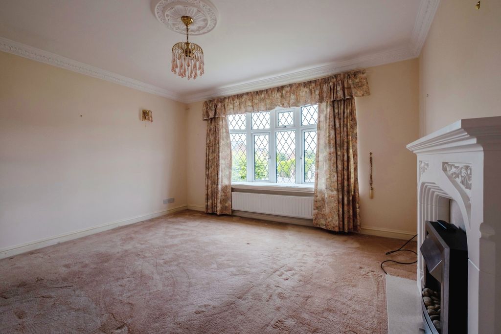 Property photo 3 of 17 Photography