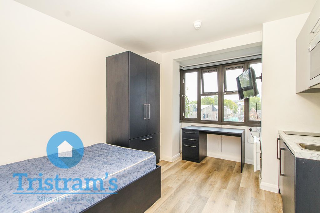 Property photo 2 of 9 Img_5484