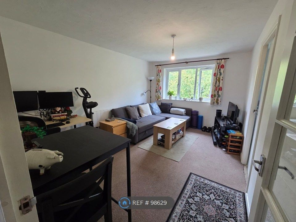 Property photo 2 of 5