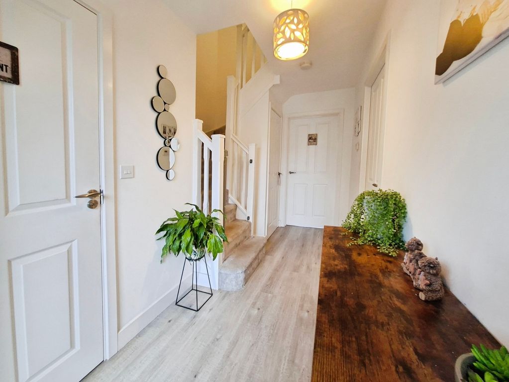 Property photo 2 of 20 Pbox-Img.Jpg