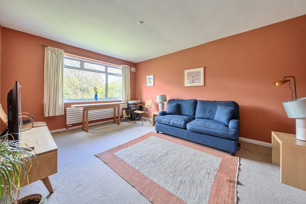 Property photo 2 of 15 1440116-1-69Dd027...