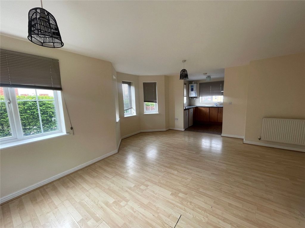 Property photo 2 of 10 Picture No. 08