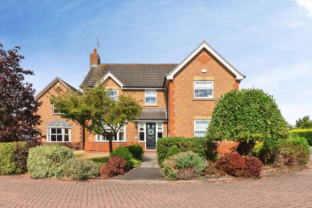Property photo 1 of 24 Pbox-Img.Jpg