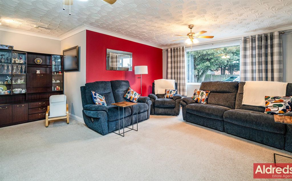 Property photo 3 of 22 Nigan Station Road  (6).Jpg