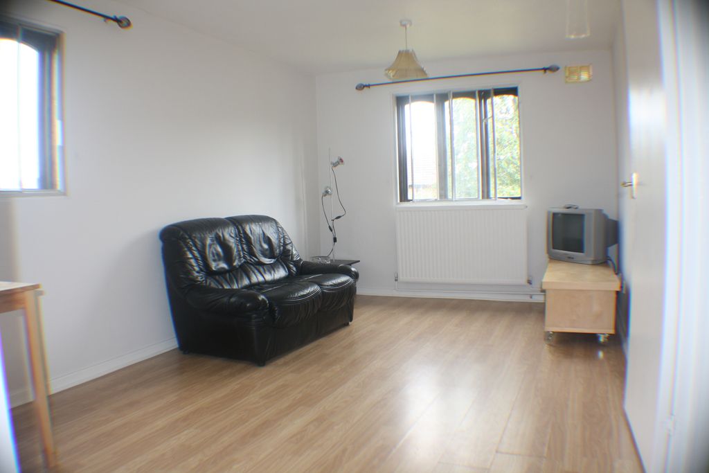 Property photo 3 of 6 Img_0578