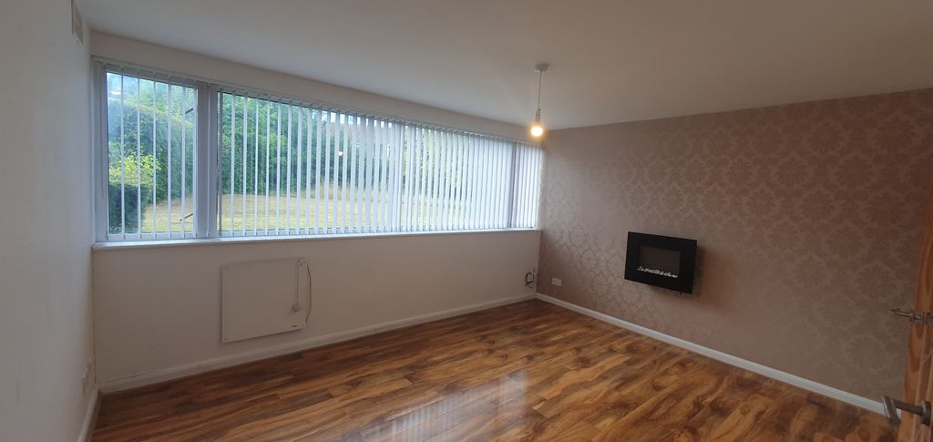 Property photo 1 of 31
