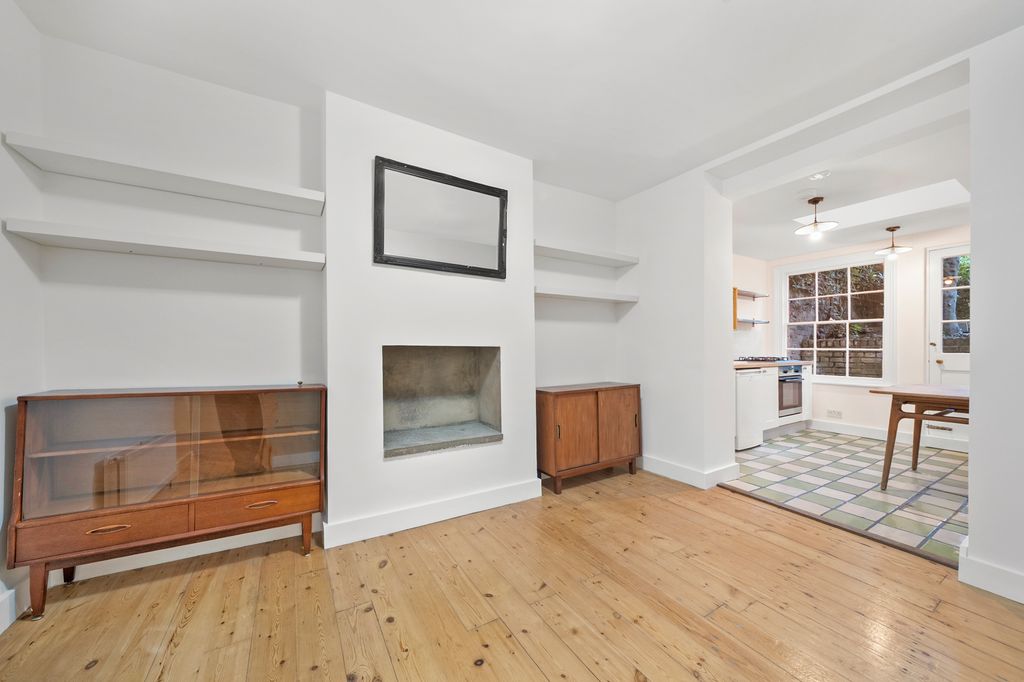 Property photo 2 of 15 Dsc06919