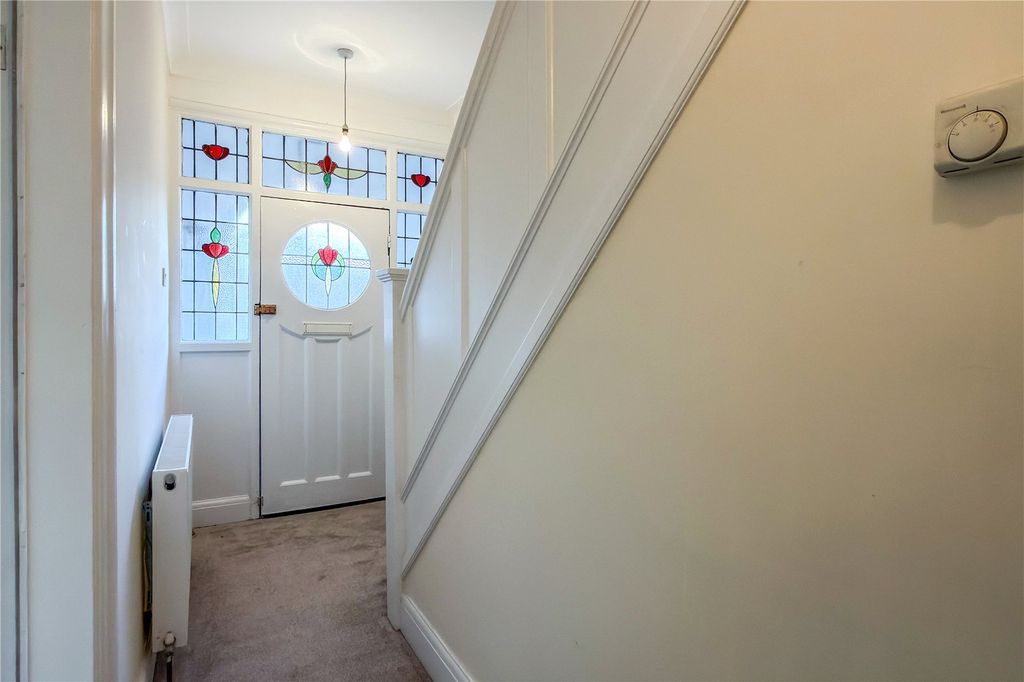 Property photo 2 of 23 Hallway