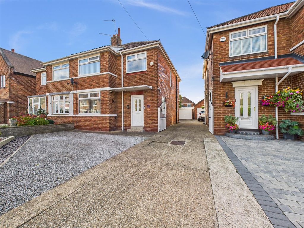 Property photo 1 of 17 Cam05193G0-Pr0061-Still020.Jpg