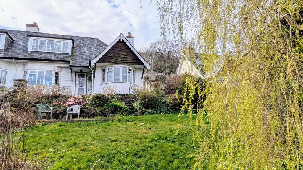 Property photo 1 of 25