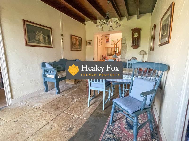 Property photo 2 of 22