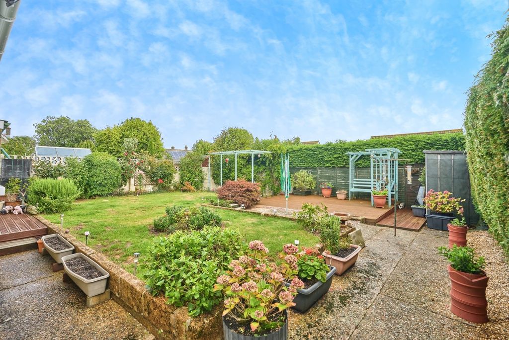 Property photo 2 of 18 Photo