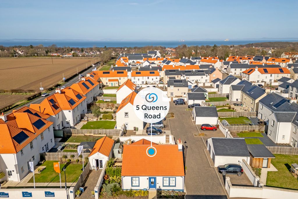 Property photo 2 of 21 Property Image 2