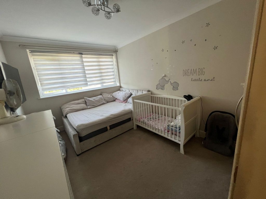Property photo 2 of 17 Gallery