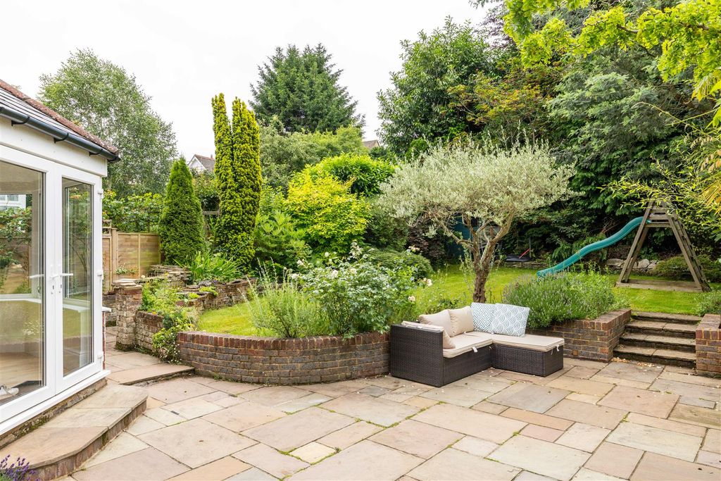 Property photo 3 of 29