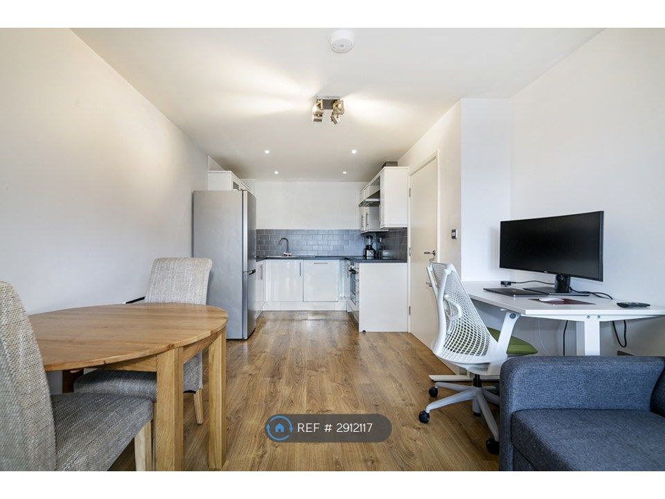 Property photo 3 of 12