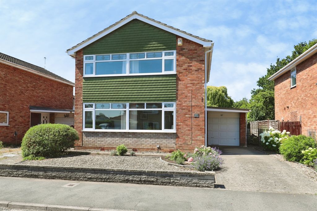Property photo 1 of 16