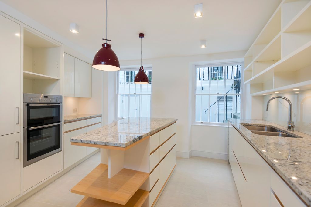 Property photo 3 of 26