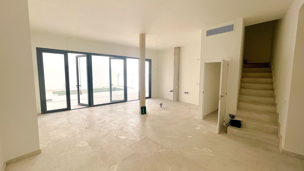 Property photo 3 of 19 03 (2).Jpg