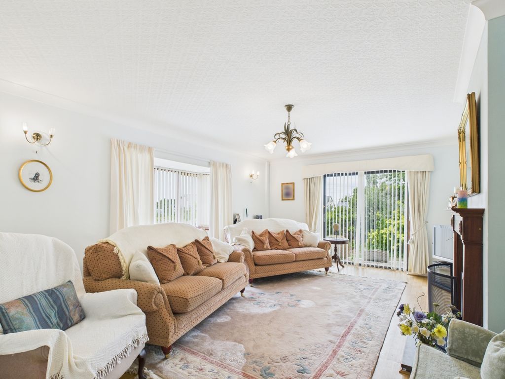 Property photo 2 of 29 Picture No. 01