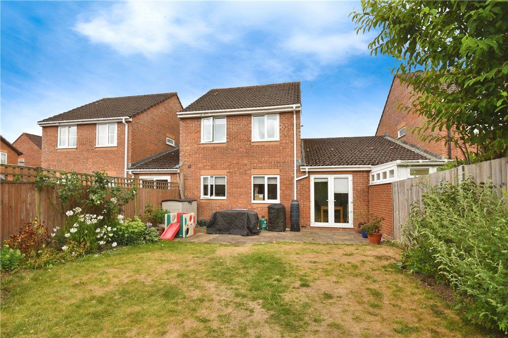 Property photo 3 of 14 Picture No. 15