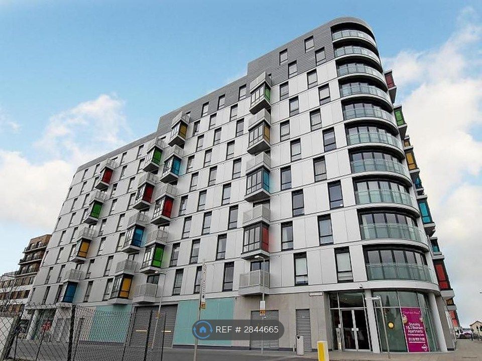 Property photo 1 of 8