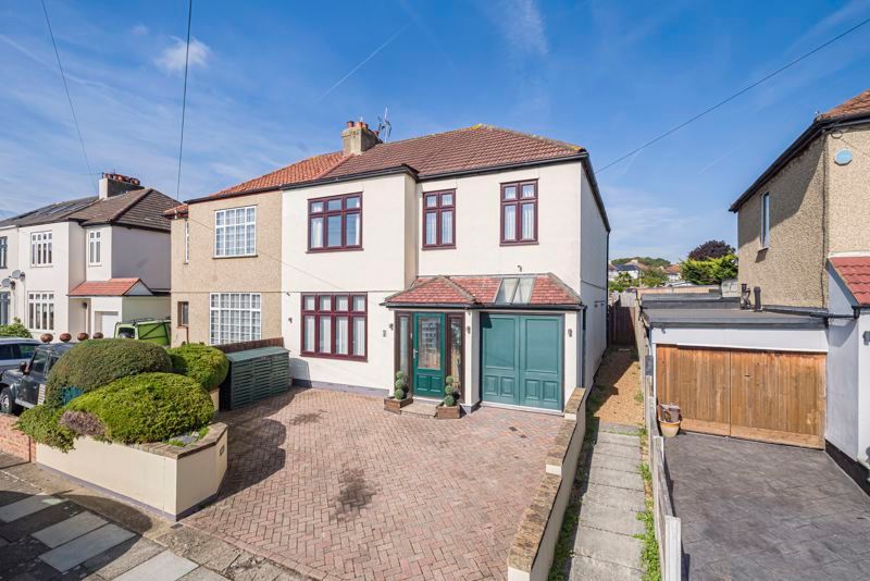 Property photo 1 of 27 External