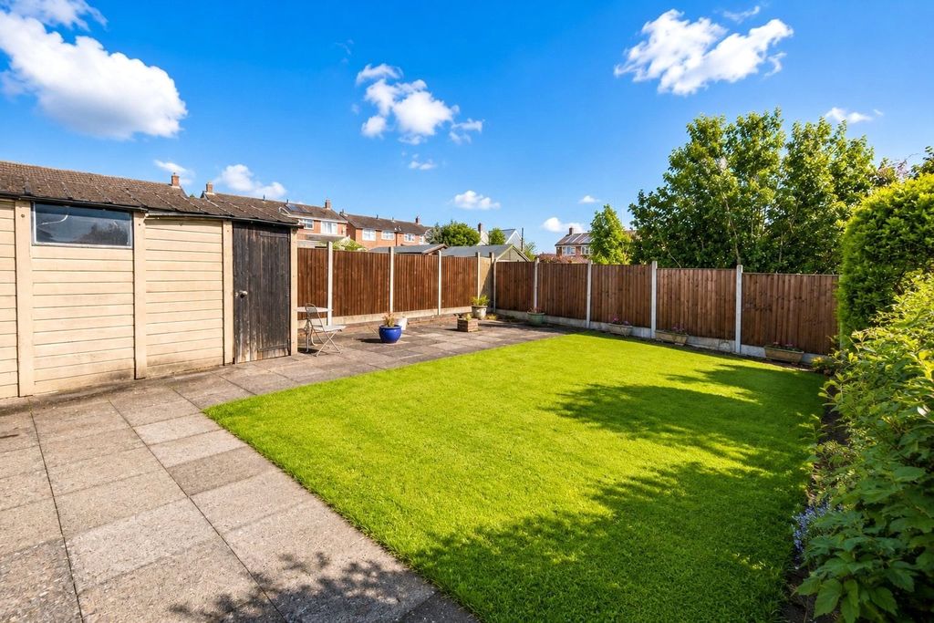 Property photo 2 of 18 Picture No. 25