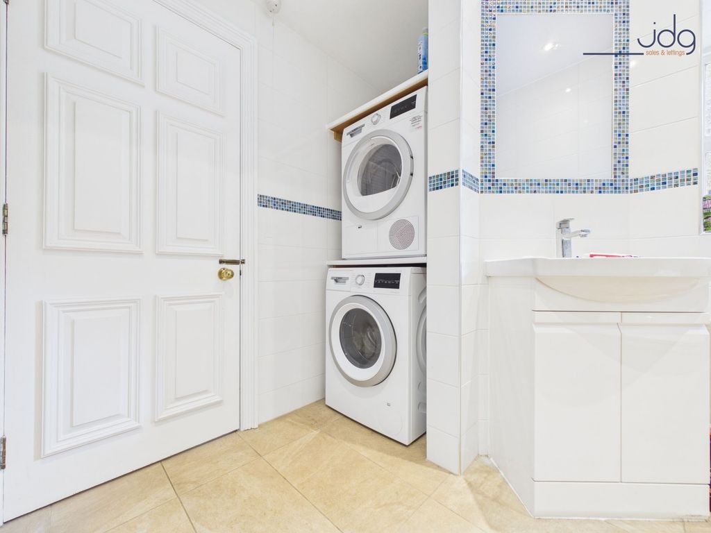 Additional image 11 of 2 bed flat for saleCastle Park, Lancaster LA1