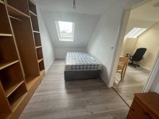 Property photo 1 of 3