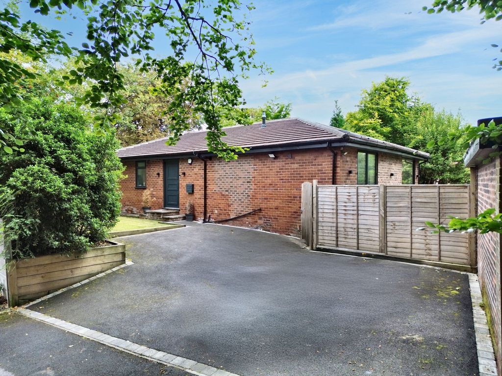 Property photo 2 of 42