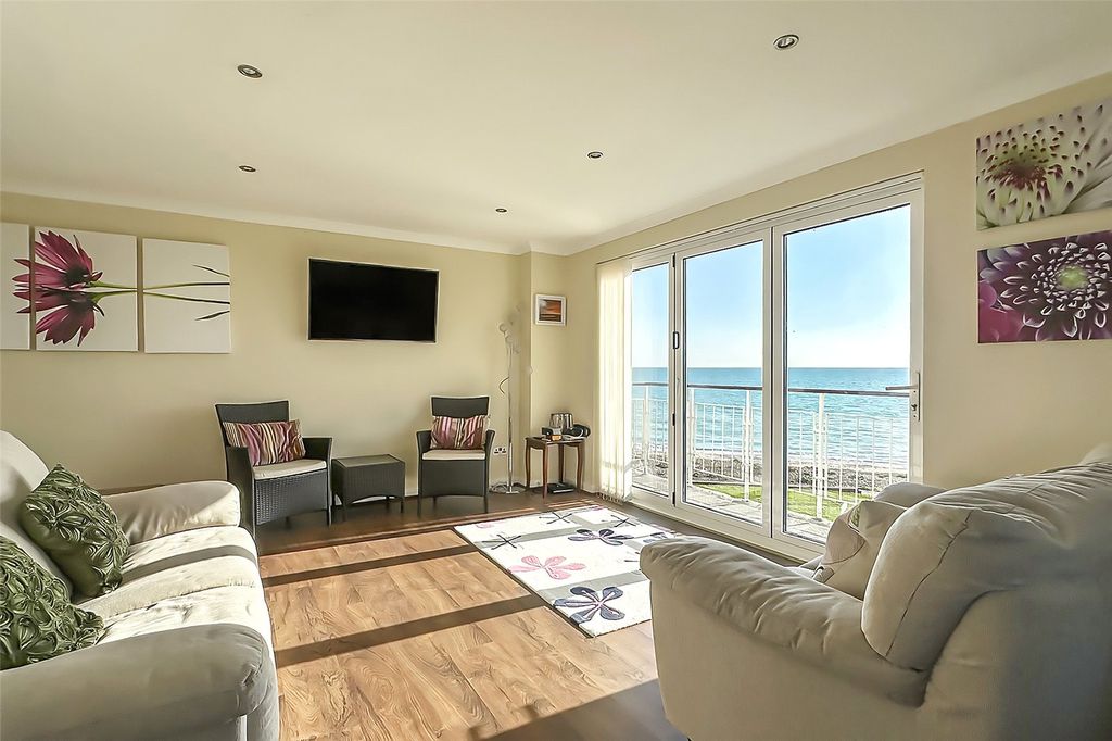 Property photo 3 of 15 Picture No. 06