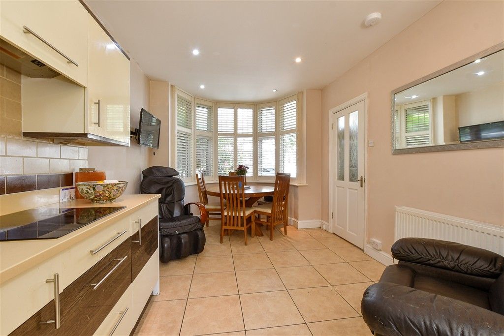 Property photo 3 of 14 Kitchen/Dining Room