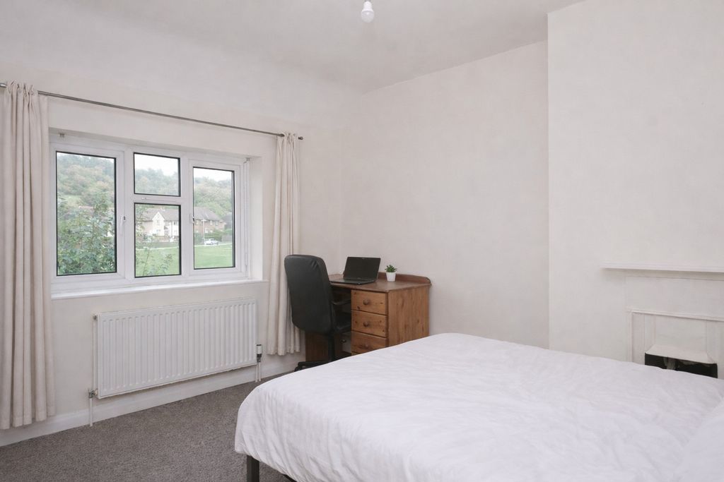 Property photo 3 of 11 Photo 17