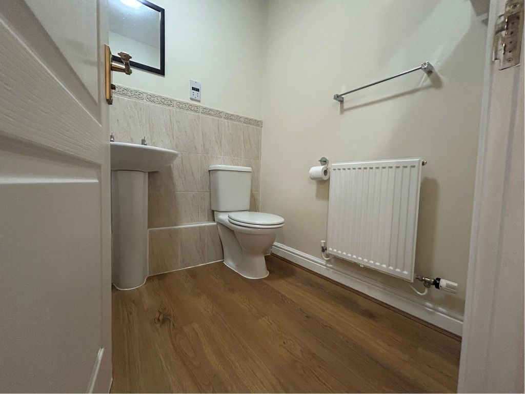 Property photo 2 of 2 Bathroom