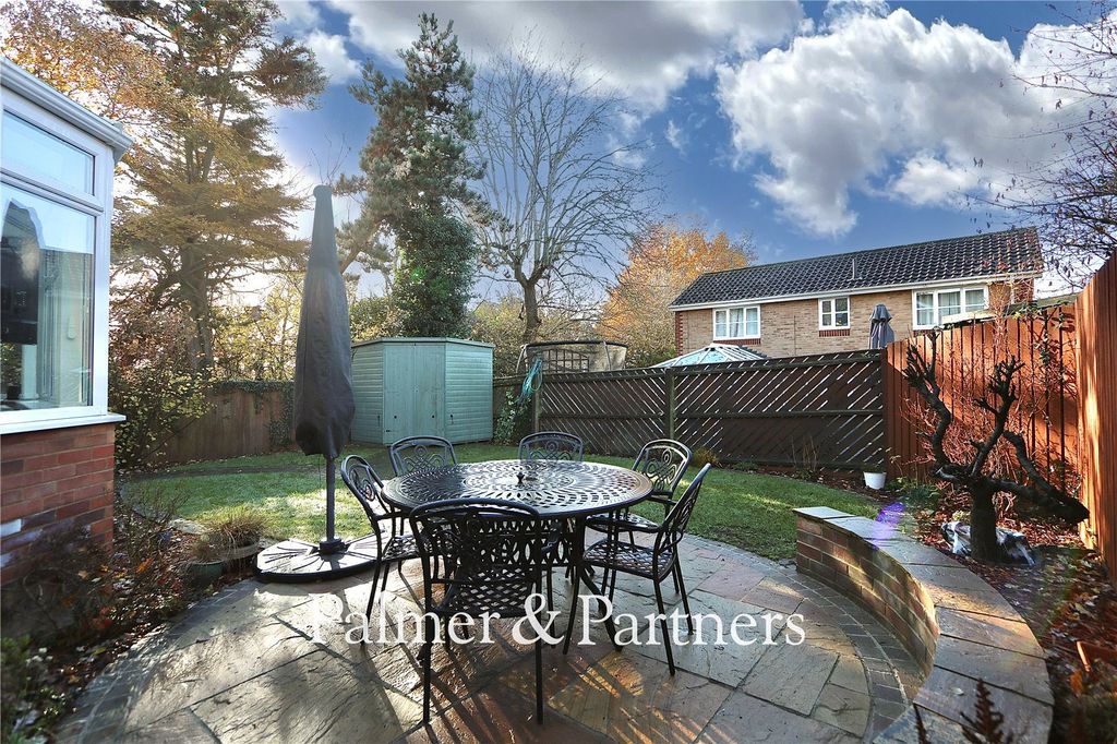 Property photo 3 of 33 Picture No. 04