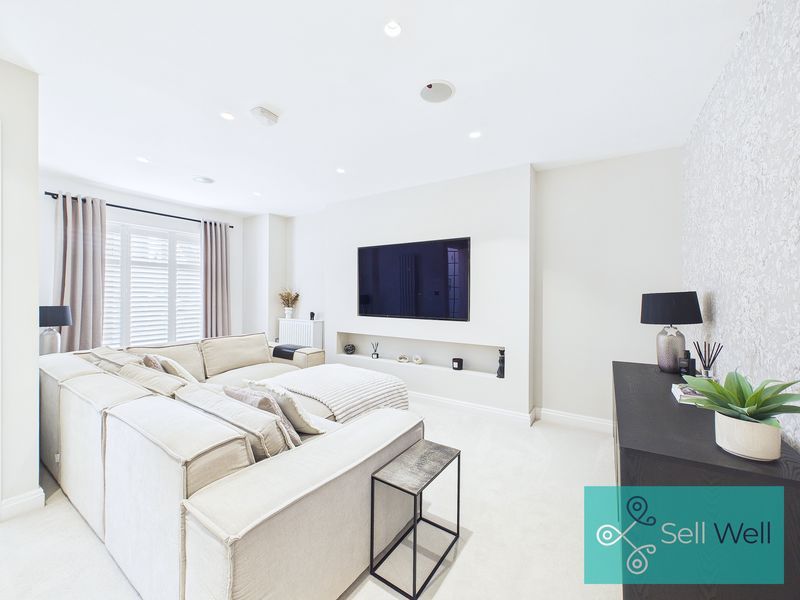 Property photo 3 of 31 Lounge